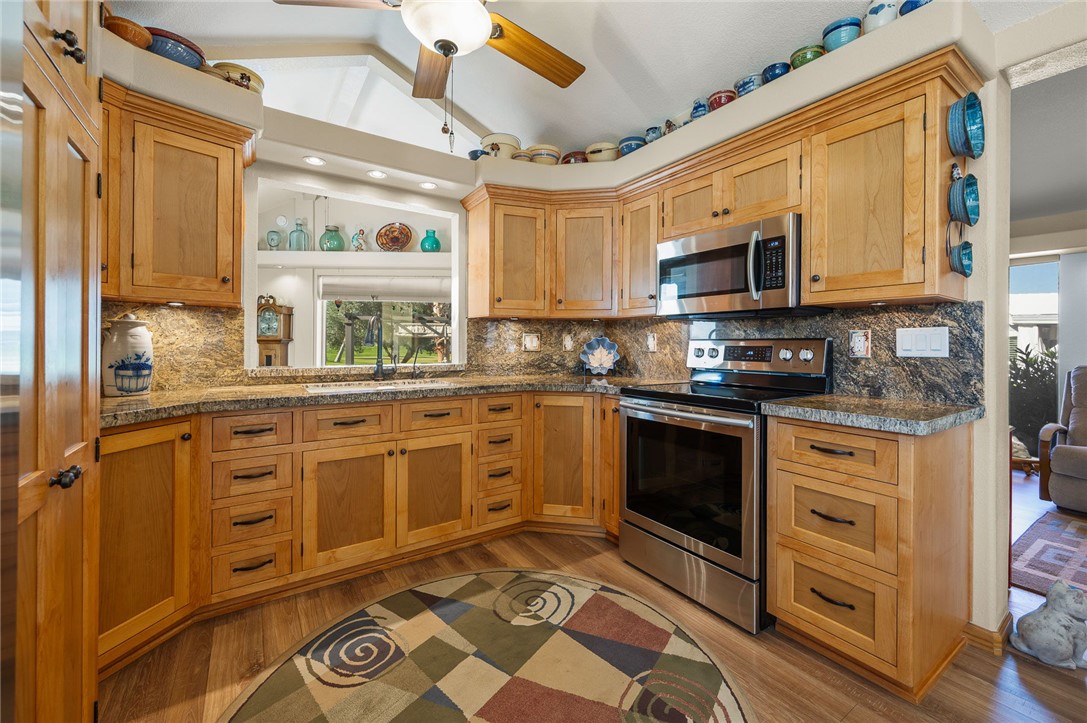 2000 Ramar Road 665