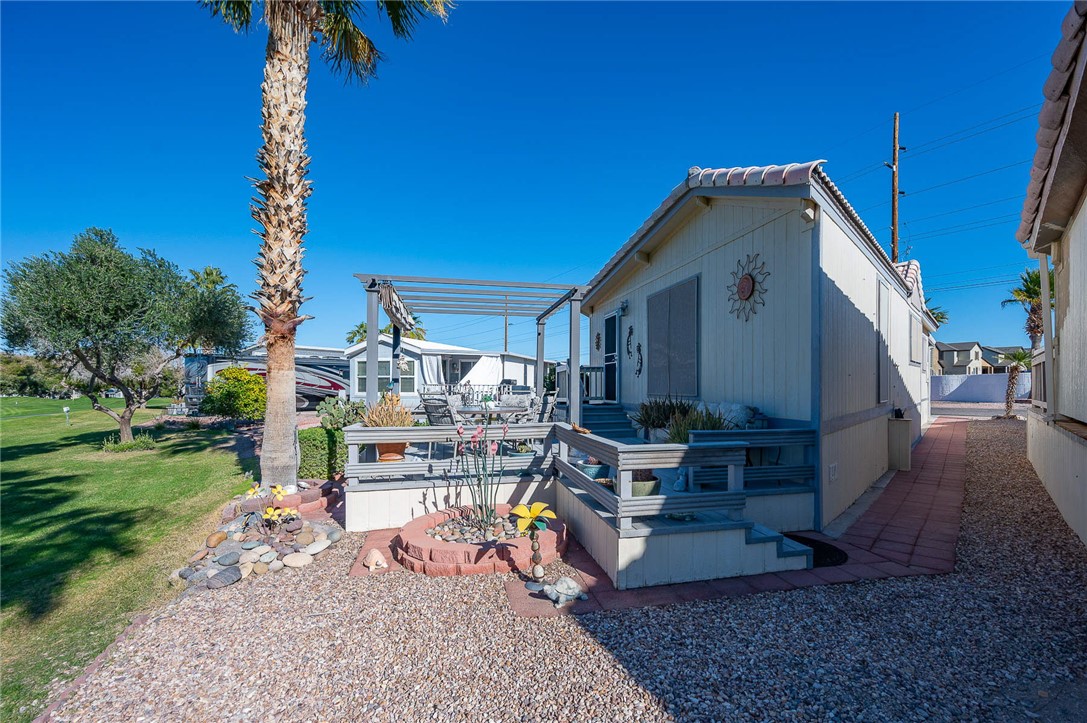 2000 Ramar Road 665