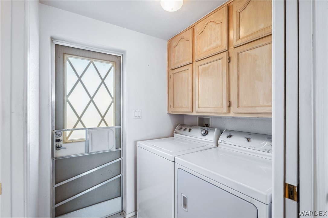 2000 Ramar Road 211