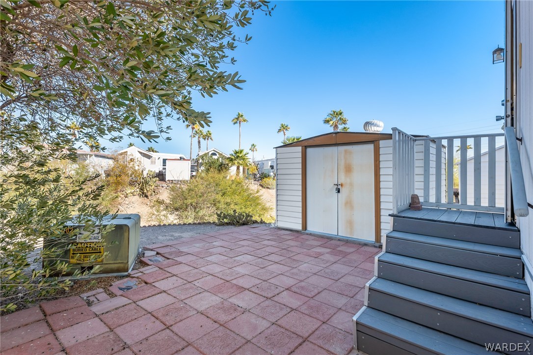 2000 Ramar Road 211