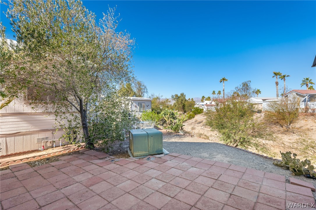 2000 Ramar Road 211