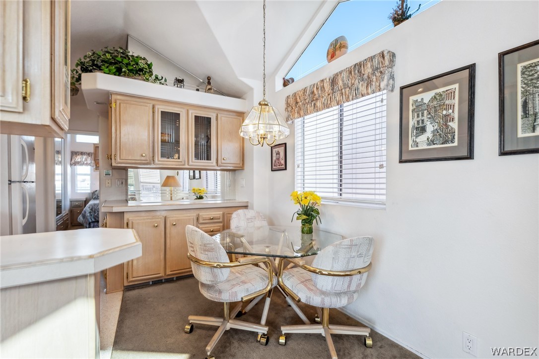 2000 Ramar Road 211