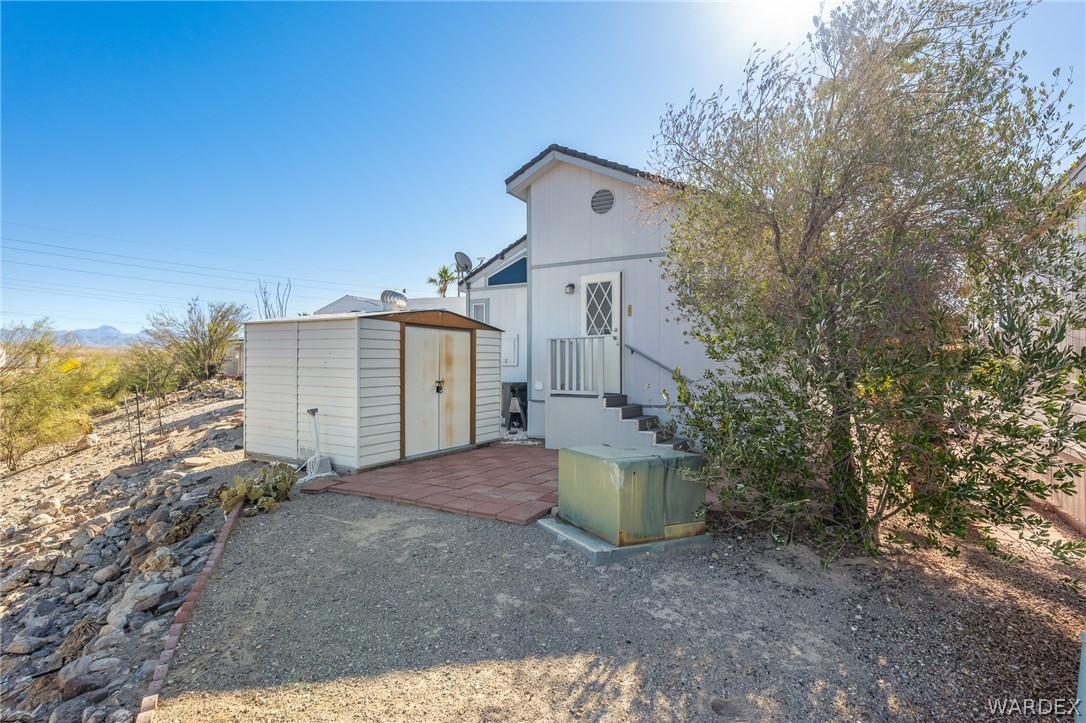 2000 Ramar Road 211