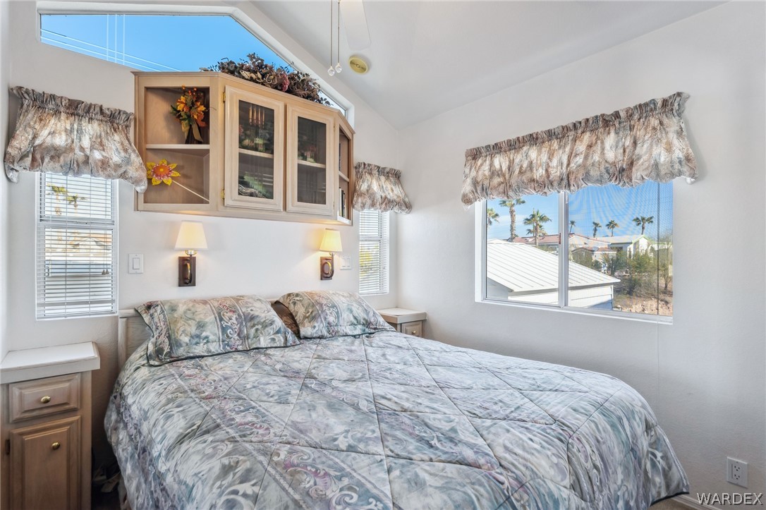 2000 Ramar Road 211