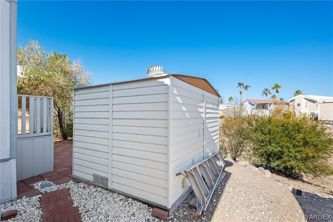 2000 Ramar Road 211