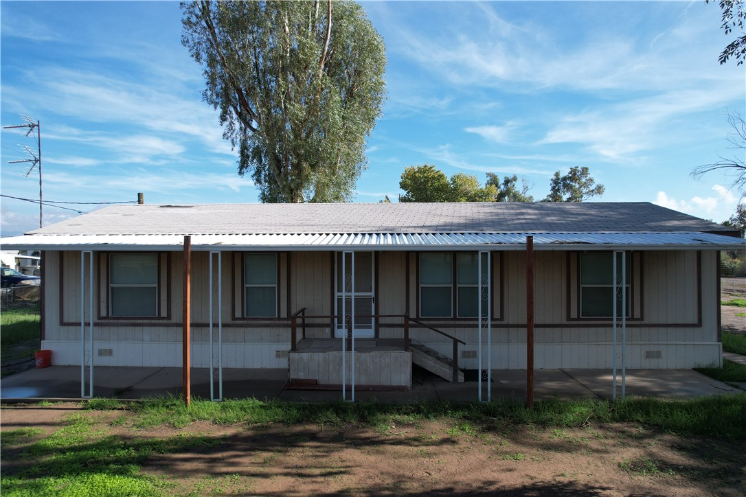 2039 E Lone Star Drive