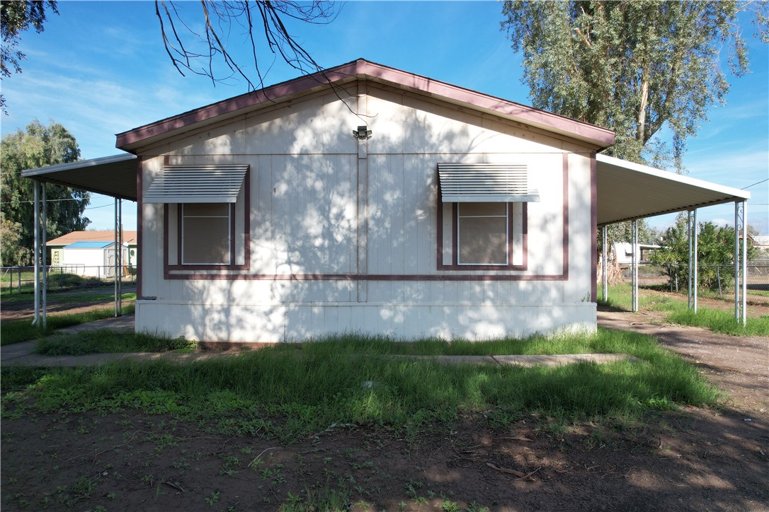 2039 E Lone Star Drive