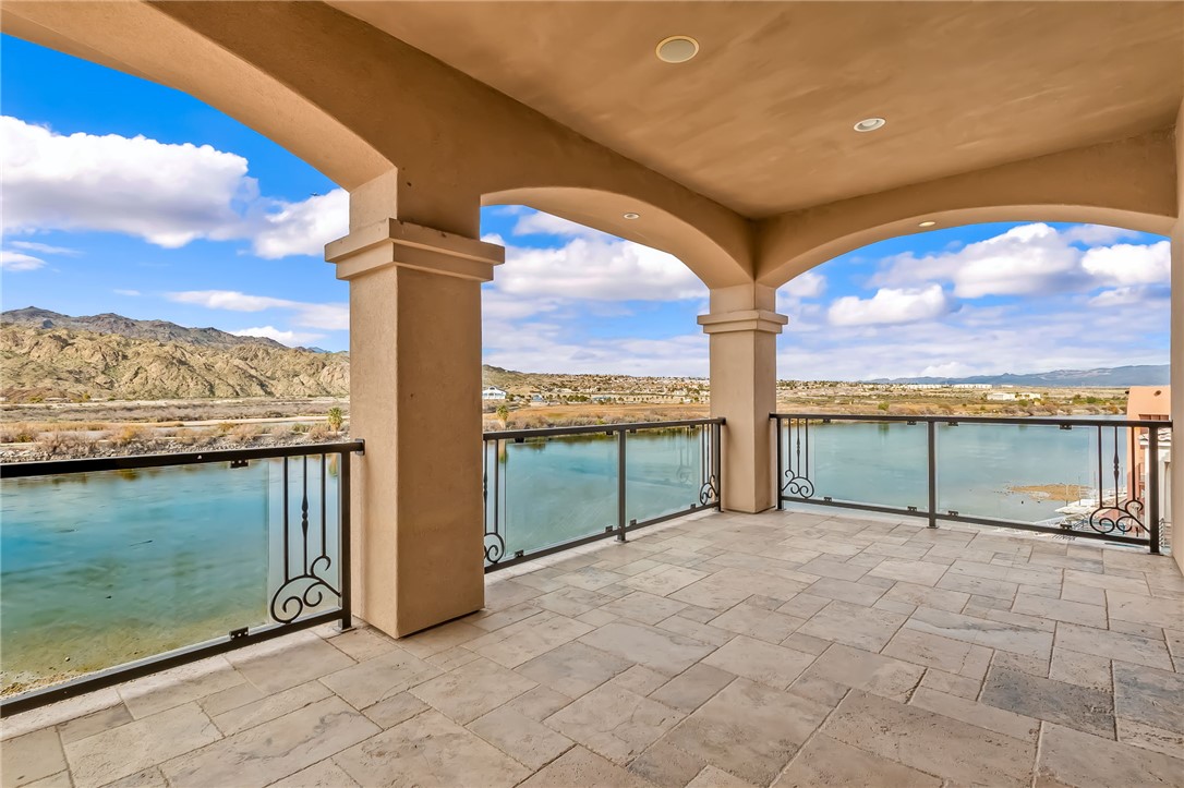 477 Riverfront Drive