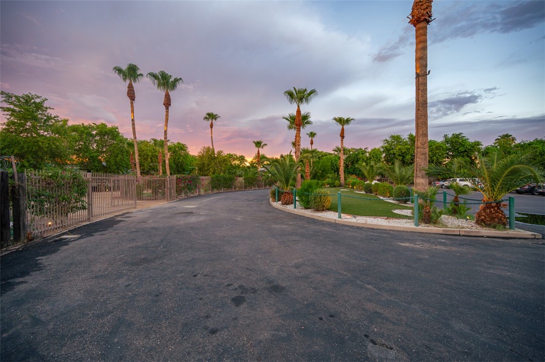 2193 Riviera Loop