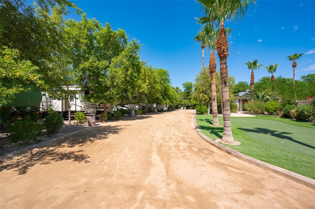 2193 Riviera Loop