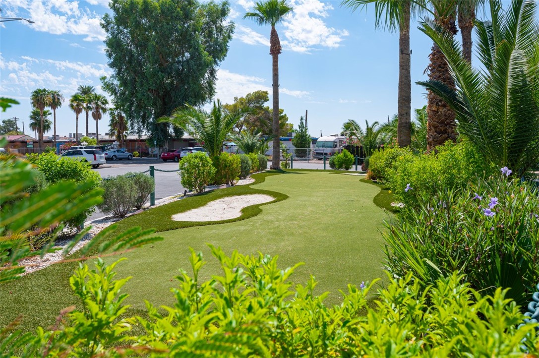 2193 Riviera Loop