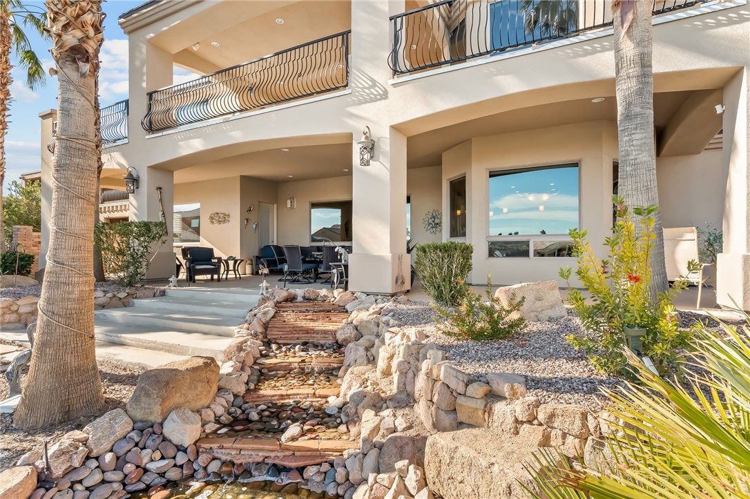 6114 S Los Lagos Circle