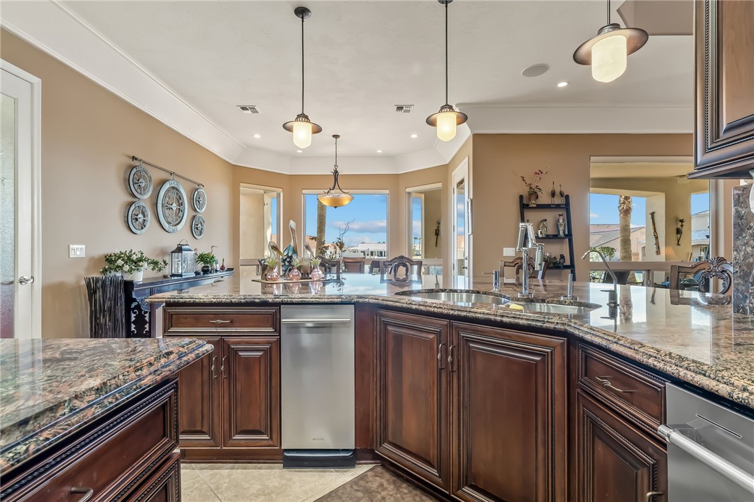6114 S Los Lagos Circle