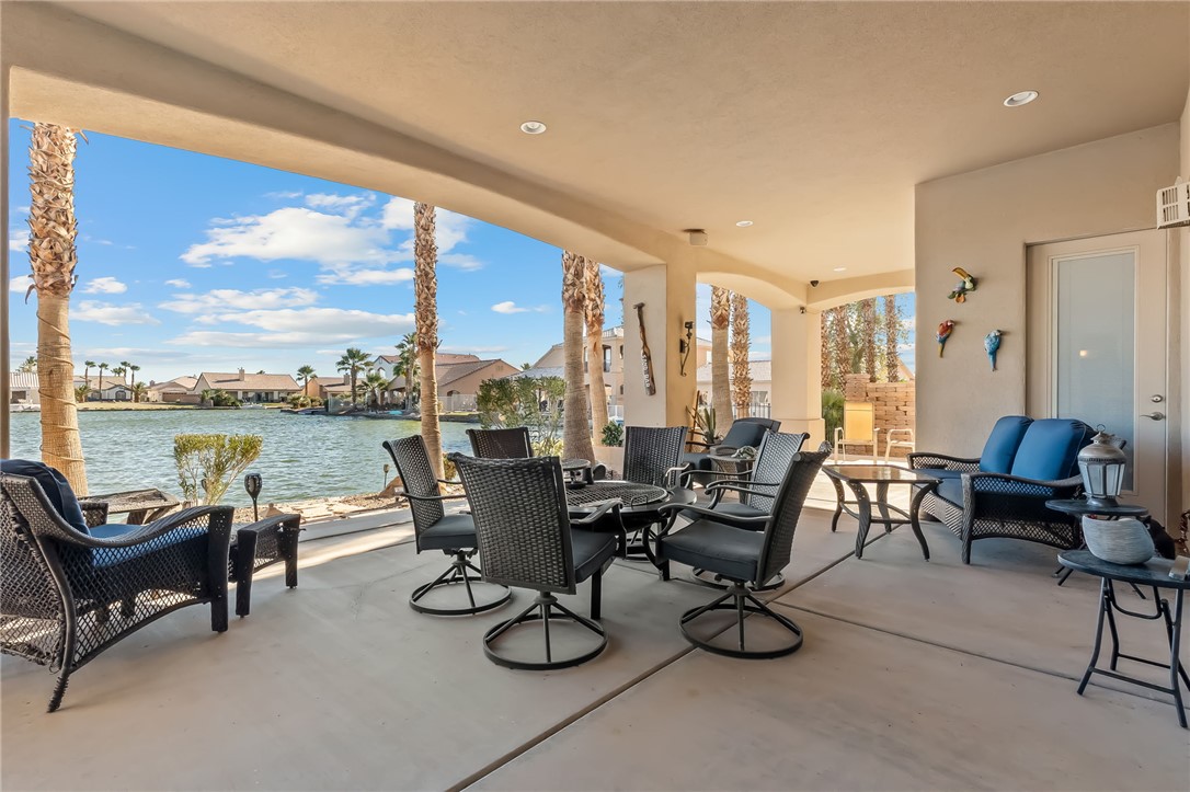 6114 S Los Lagos Circle