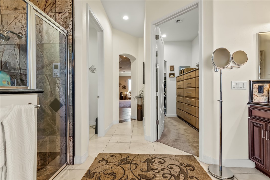 6114 S Los Lagos Circle