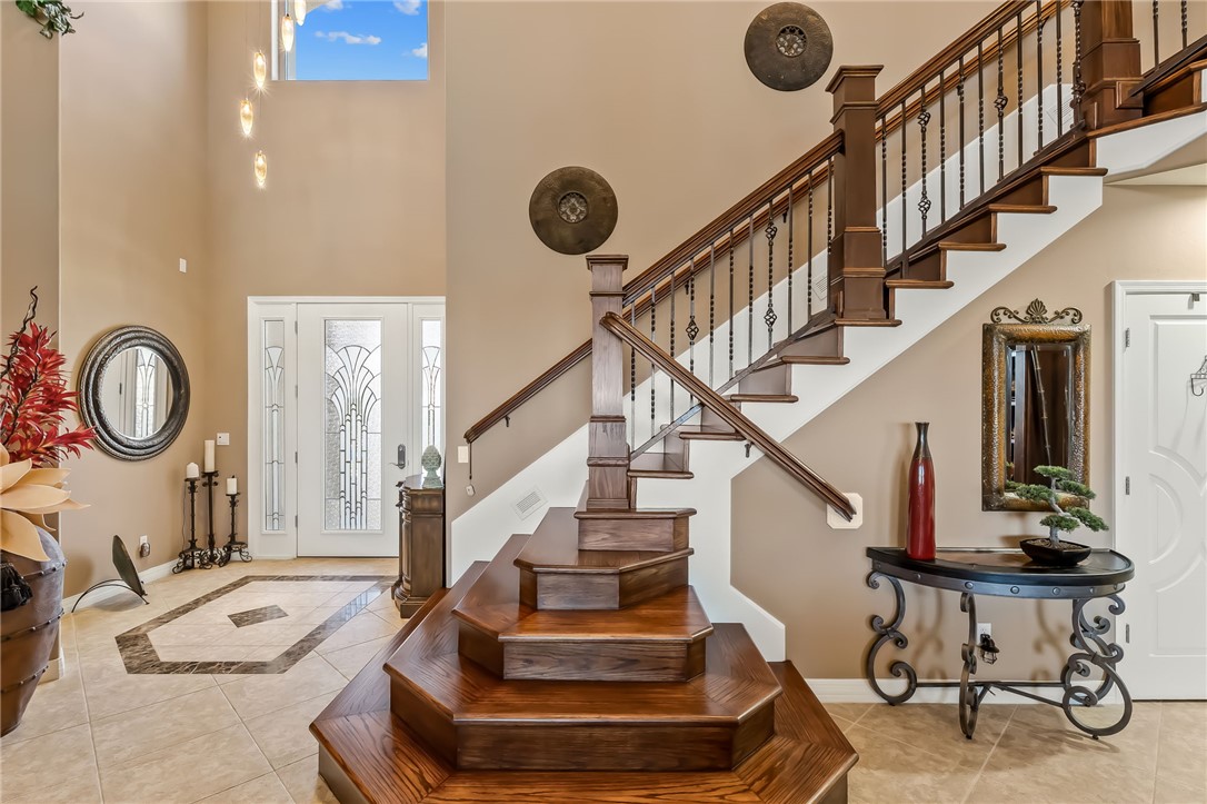 6114 S Los Lagos Circle