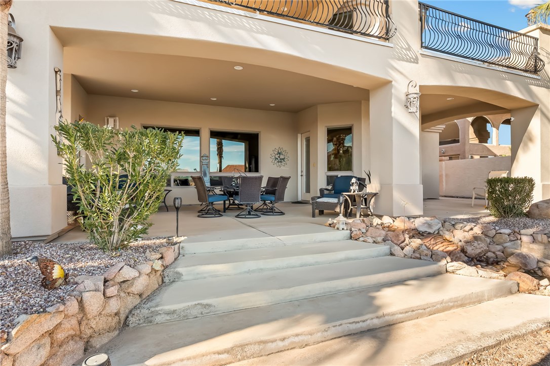 6114 S Los Lagos Circle