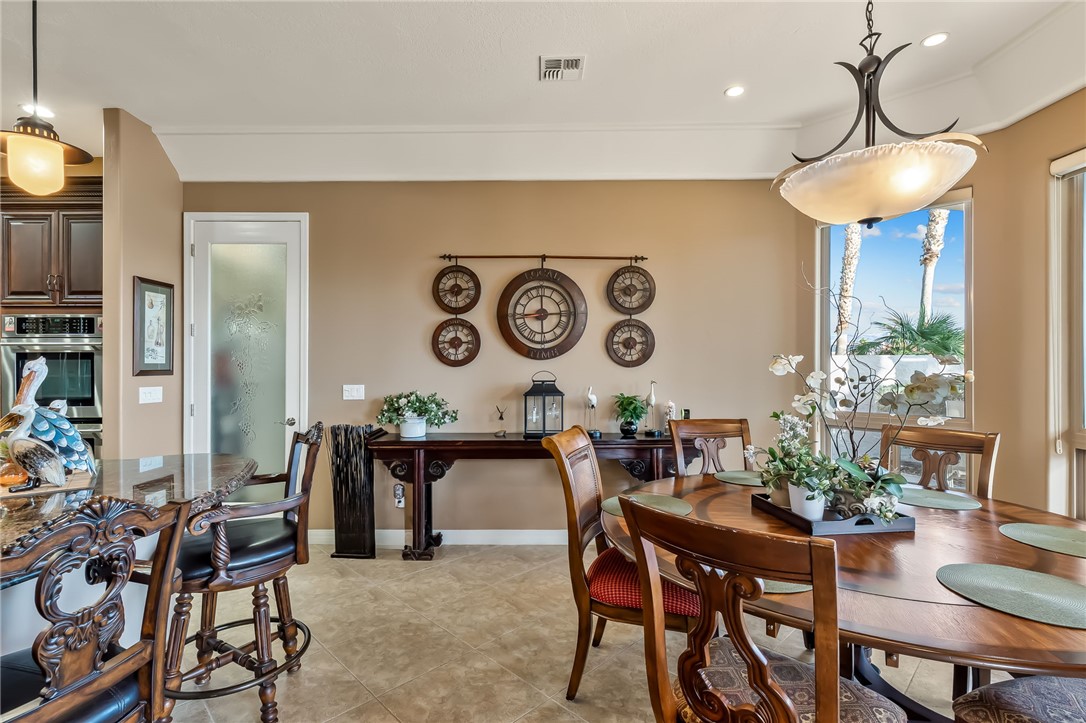 6114 S Los Lagos Circle