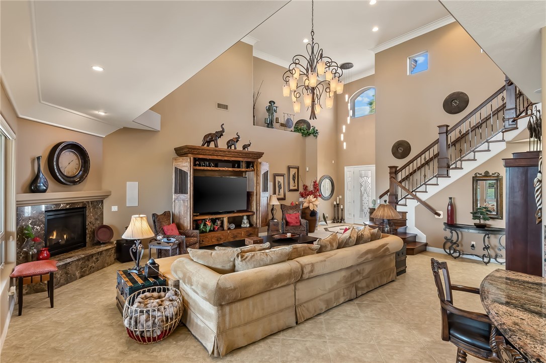 6114 S Los Lagos Circle