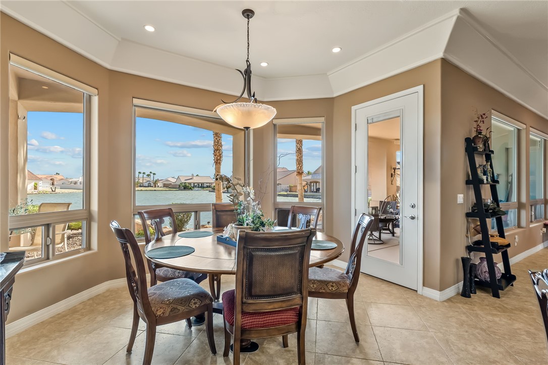 6114 S Los Lagos Circle
