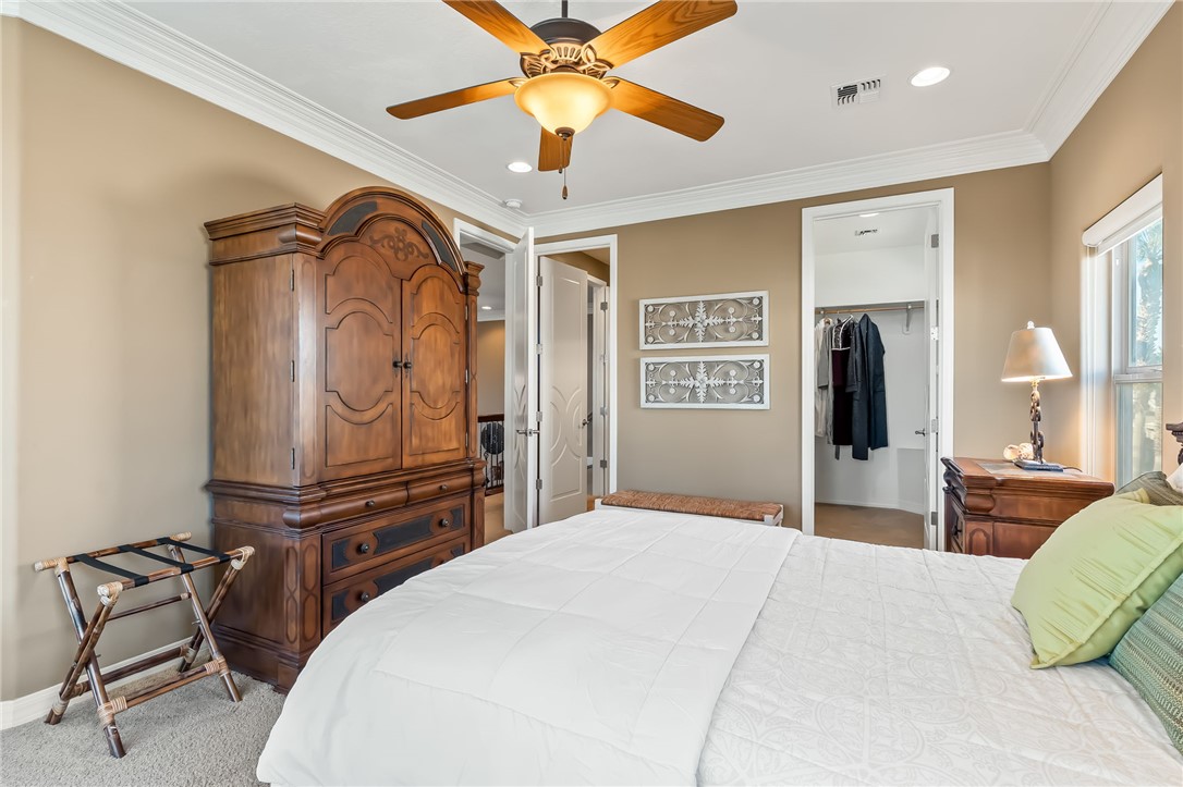 6114 S Los Lagos Circle