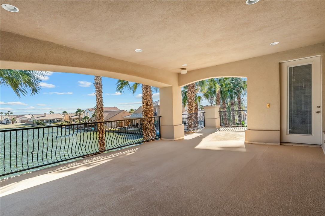 6114 S Los Lagos Circle
