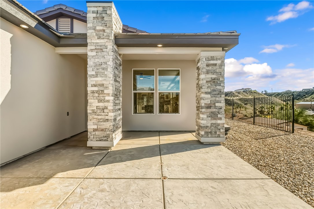 1796 Escalera Dr Drive