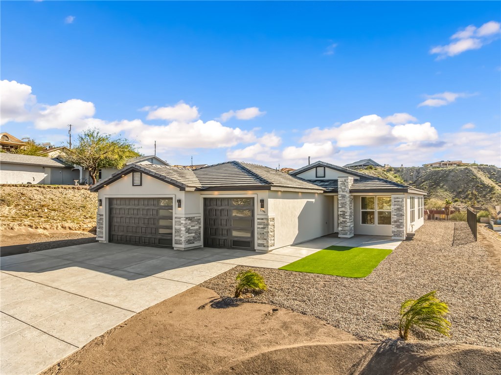 1796 Escalera Dr Drive