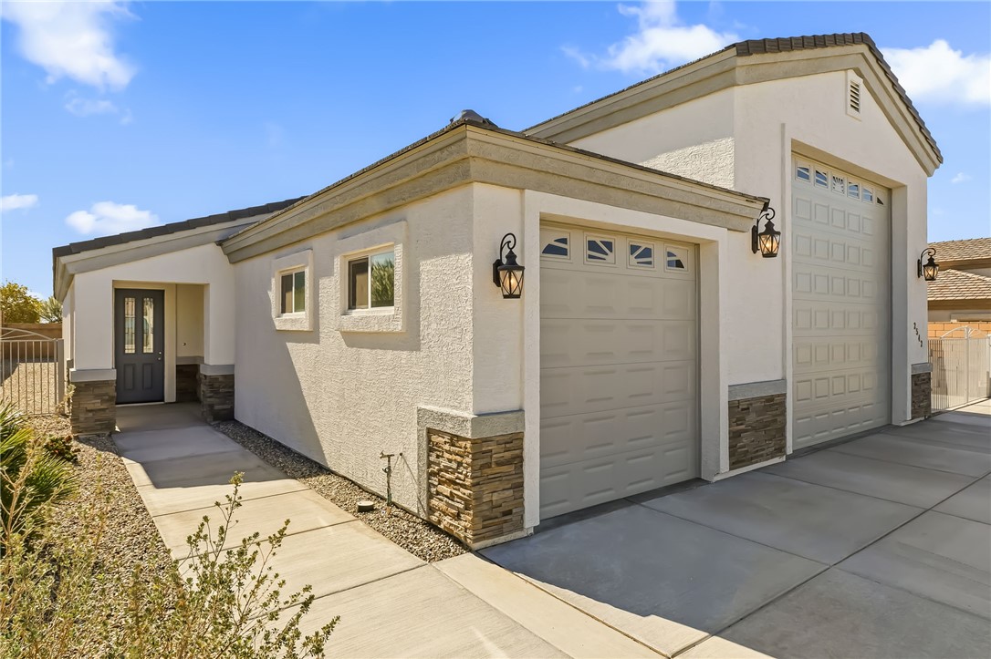2542 E Alterna Drive