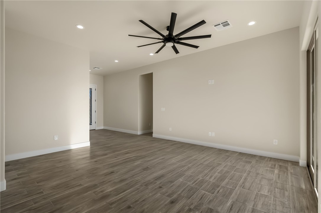971 Athens Court