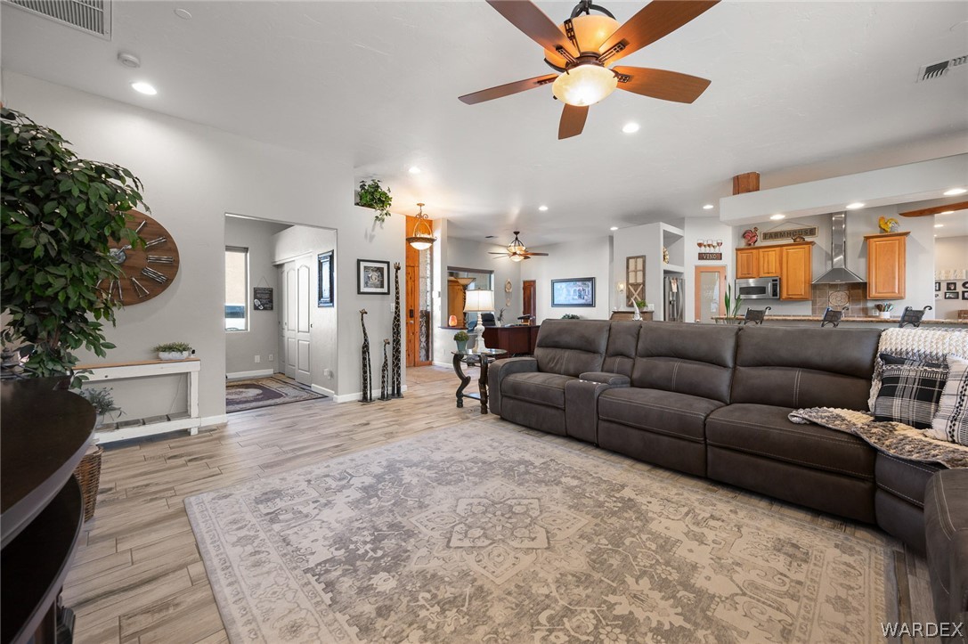 1748 Havasupai Drive
