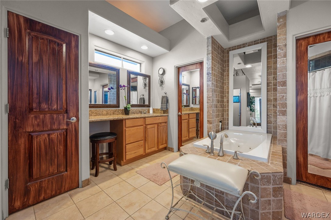 1748 Havasupai Drive