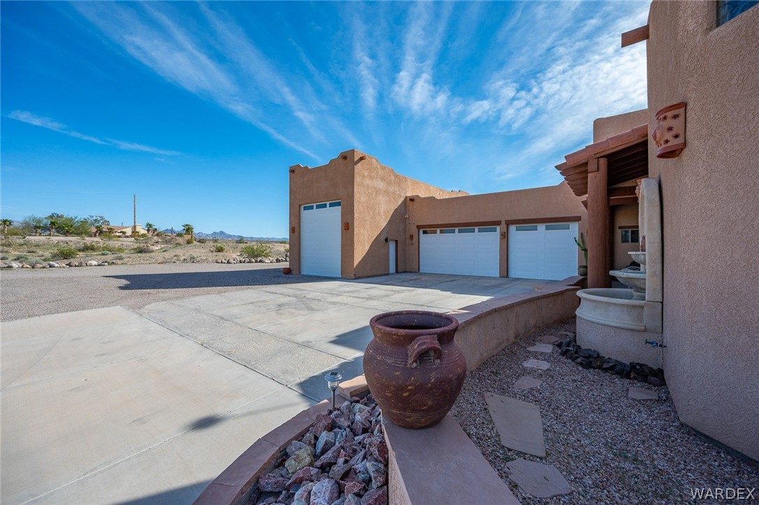 1748 Havasupai Drive