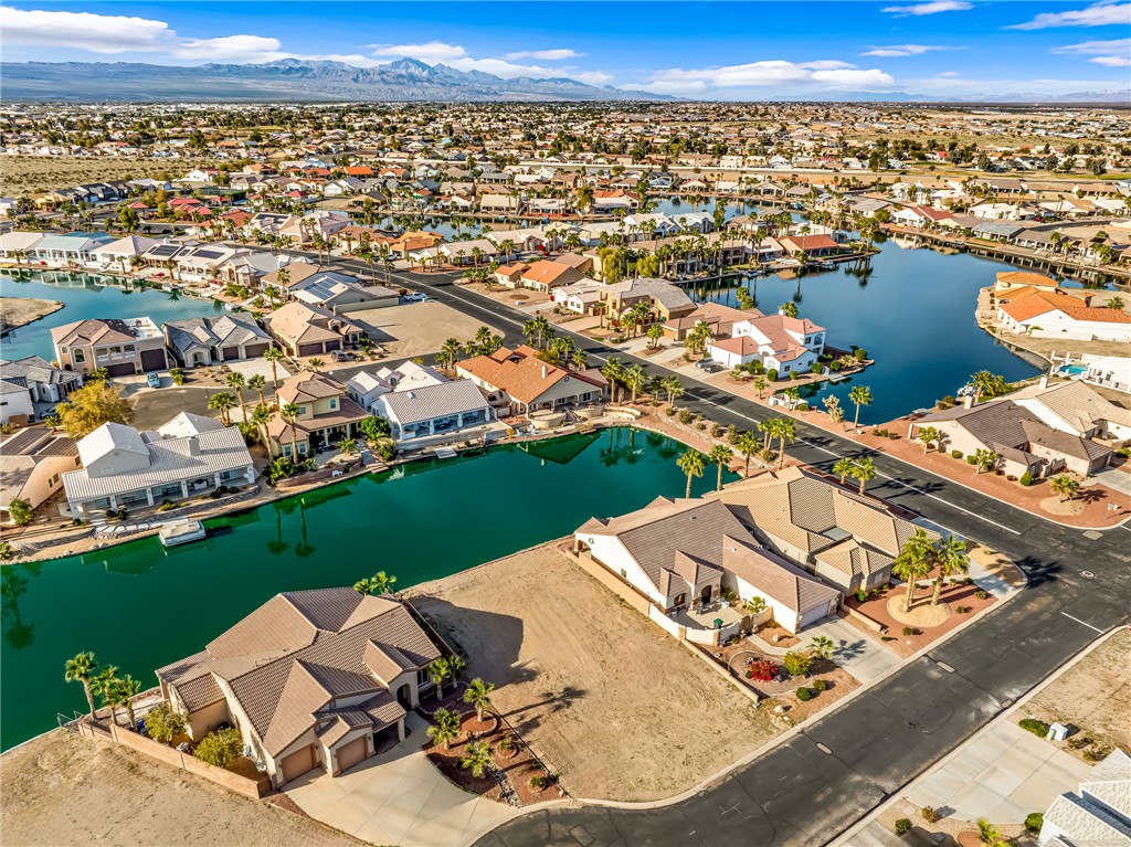 6175 S Los Lagos Bay