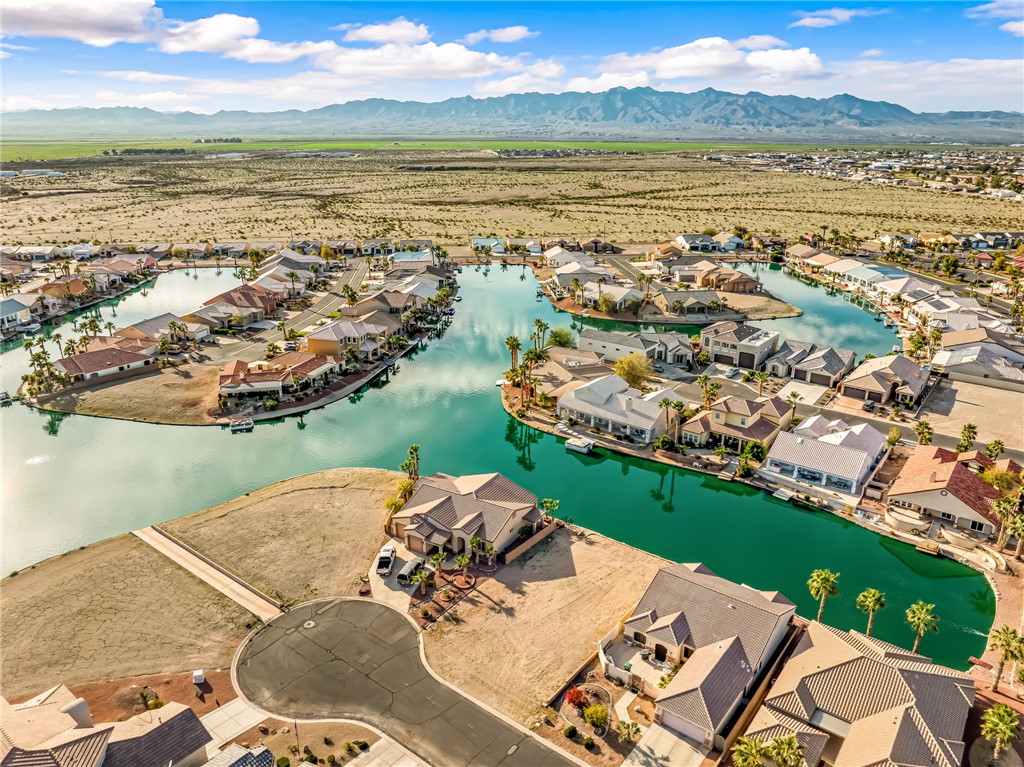 6175 S Los Lagos Bay