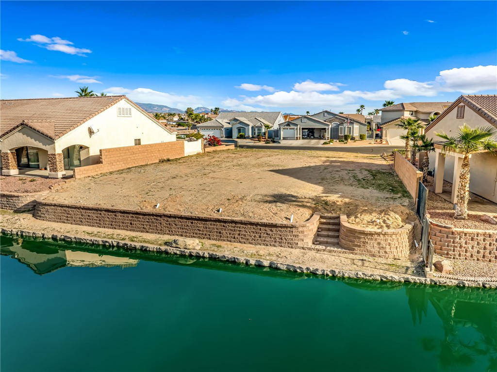 6175 S Los Lagos Bay