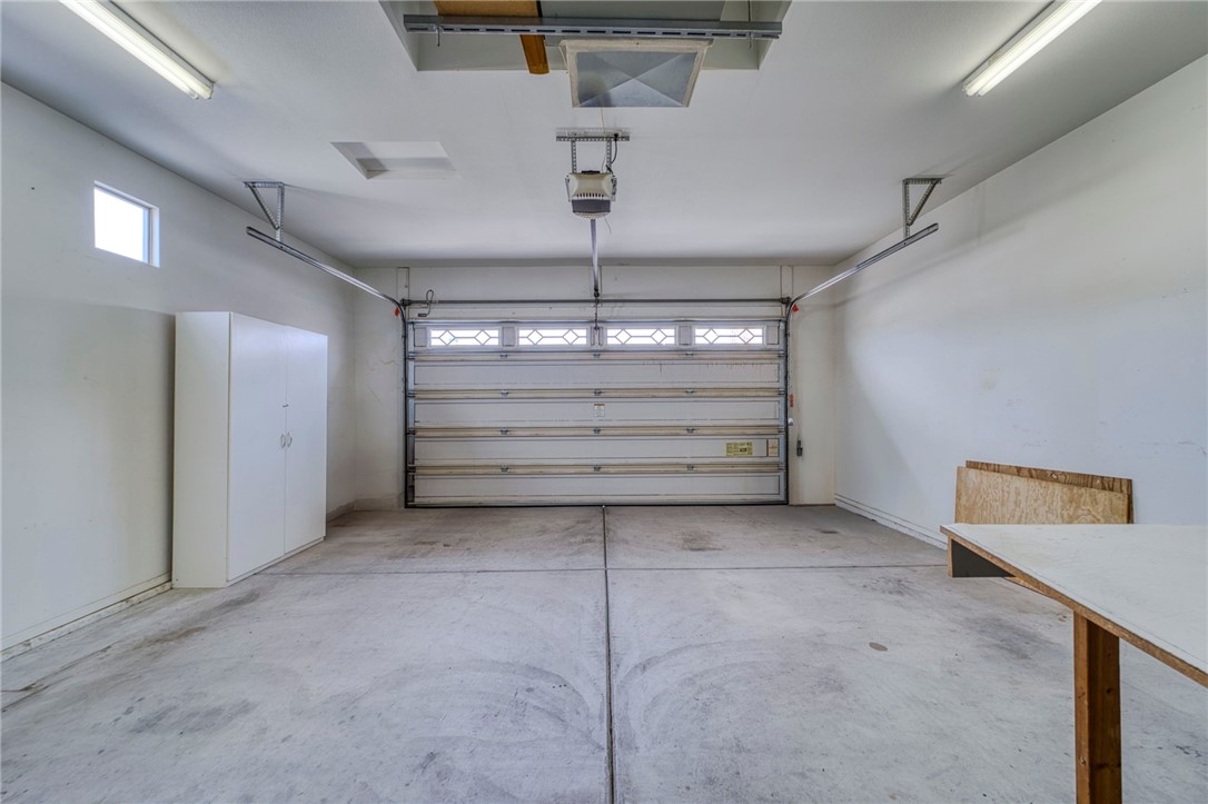 1045 Bella Luna Drive