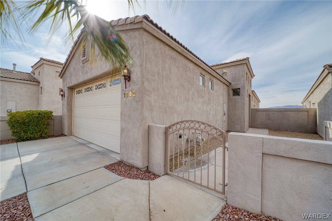 1045 Bella Luna Drive