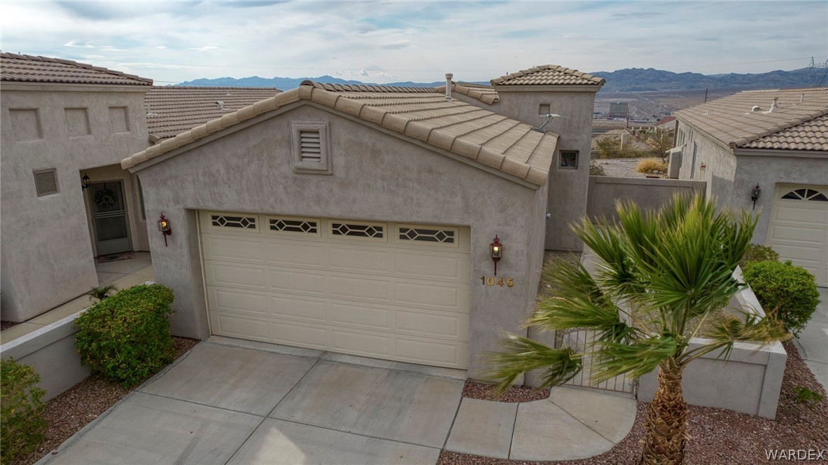 1045 Bella Luna Drive