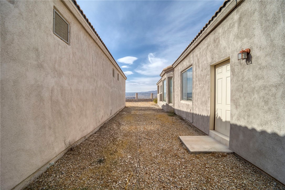 1045 Bella Luna Drive