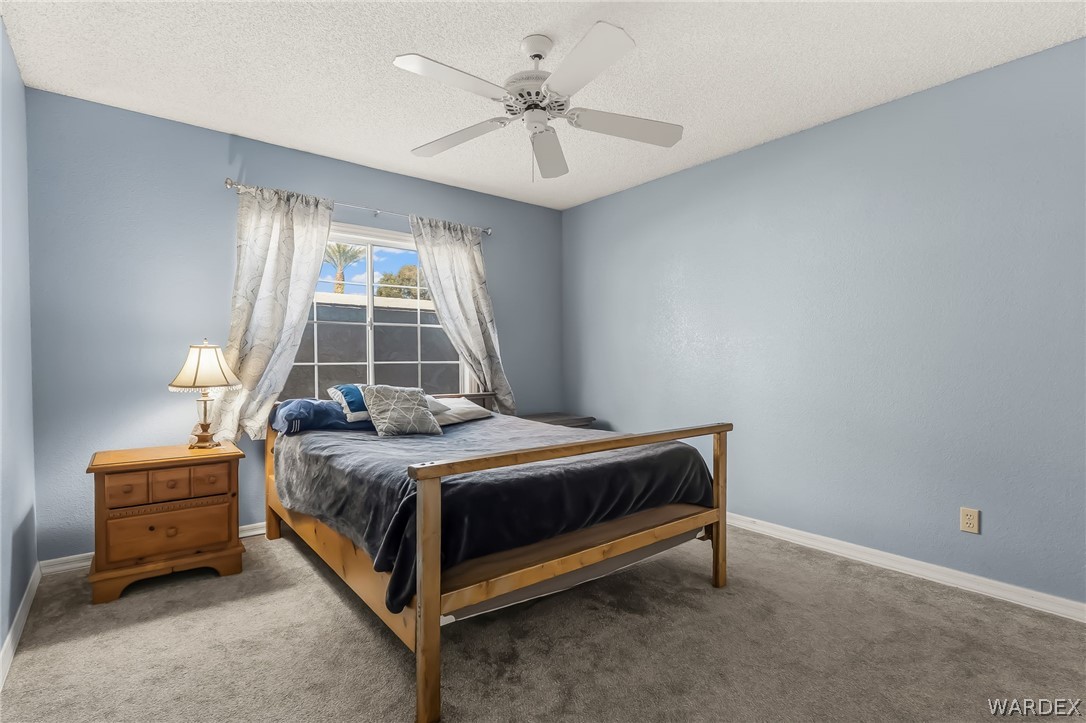 1236 Country Club Cove