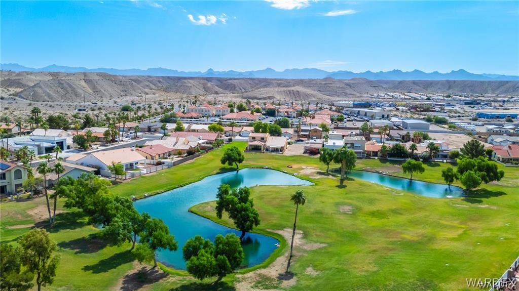 1236 Country Club Cove