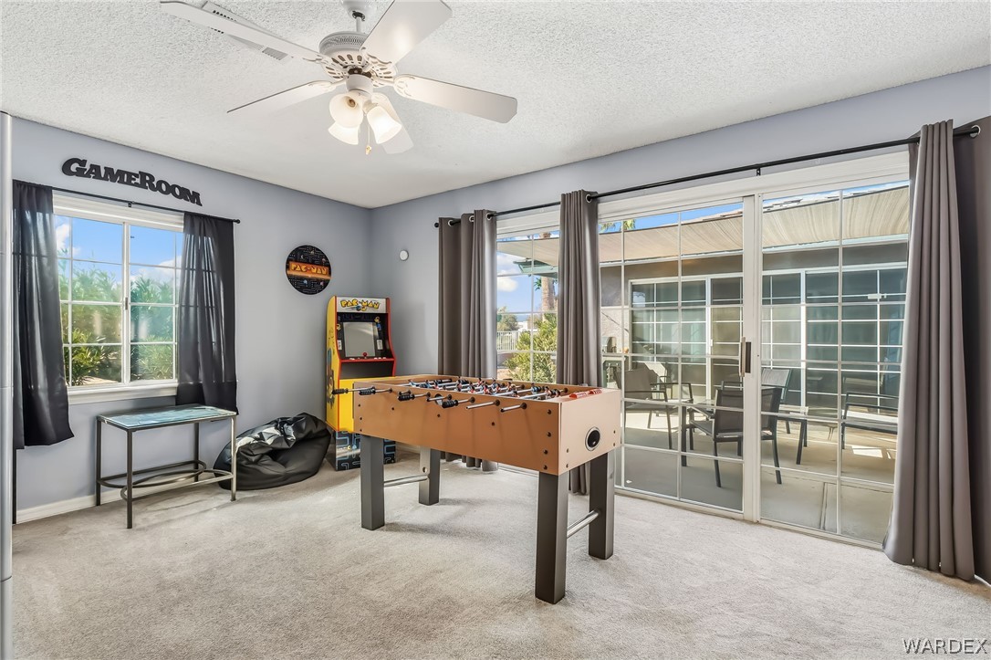 1236 Country Club Cove