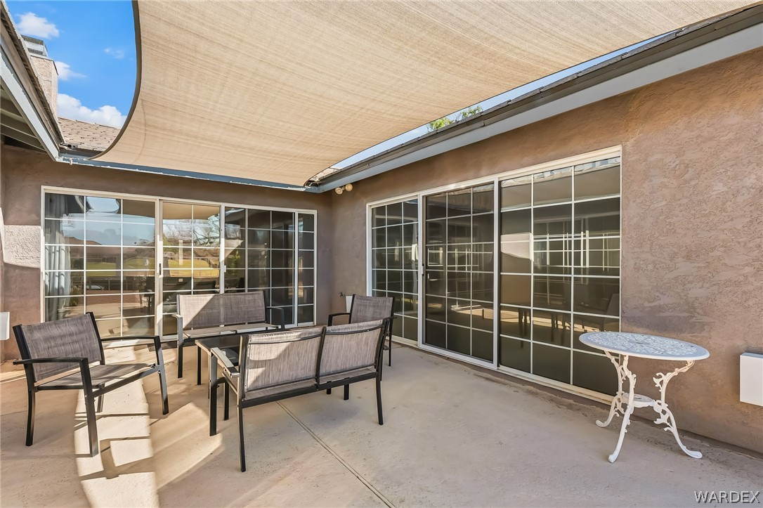 1236 Country Club Cove