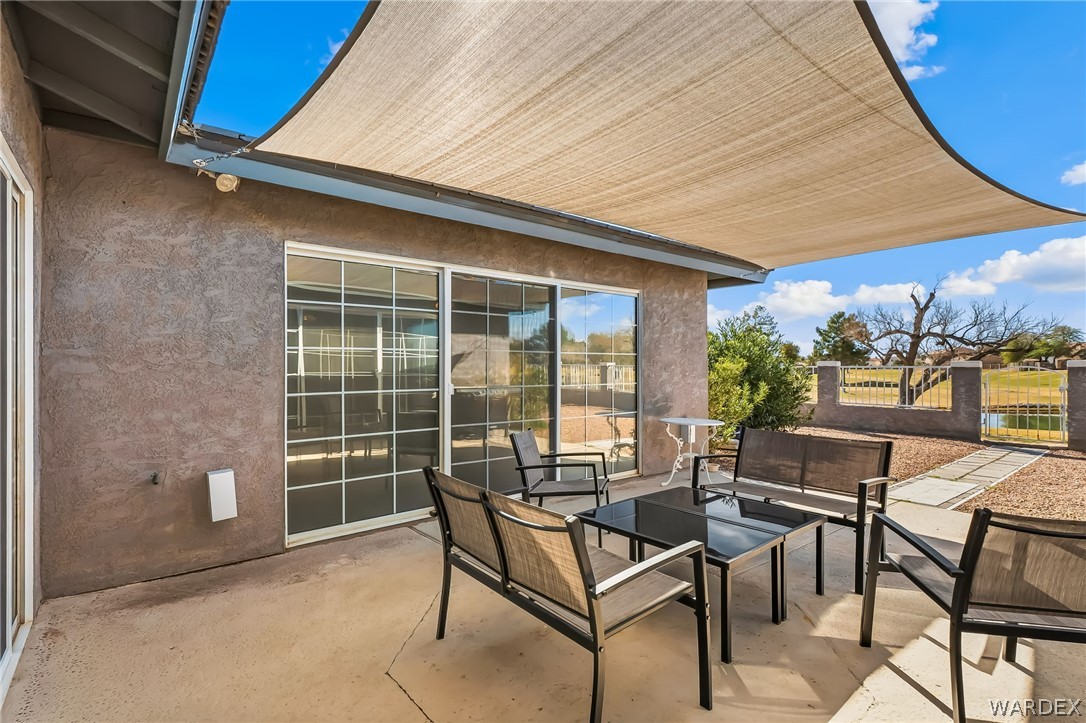1236 Country Club Cove