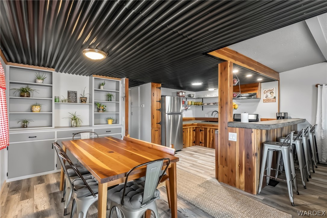318 Riverwood Lane