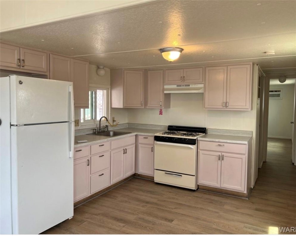 1802 Tejon Drive