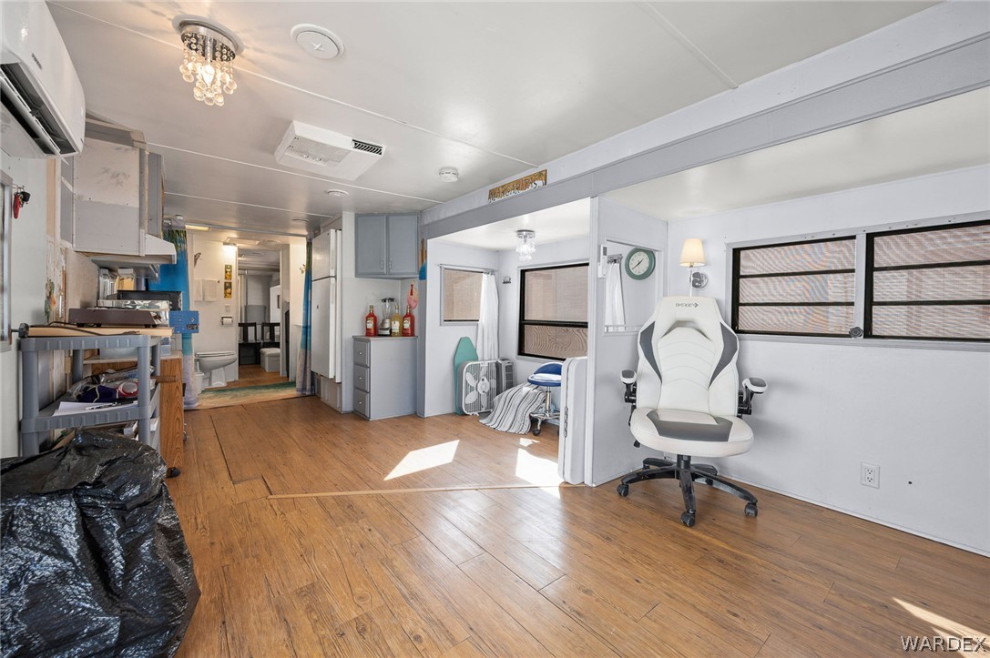 2000 Ramar Road 249
