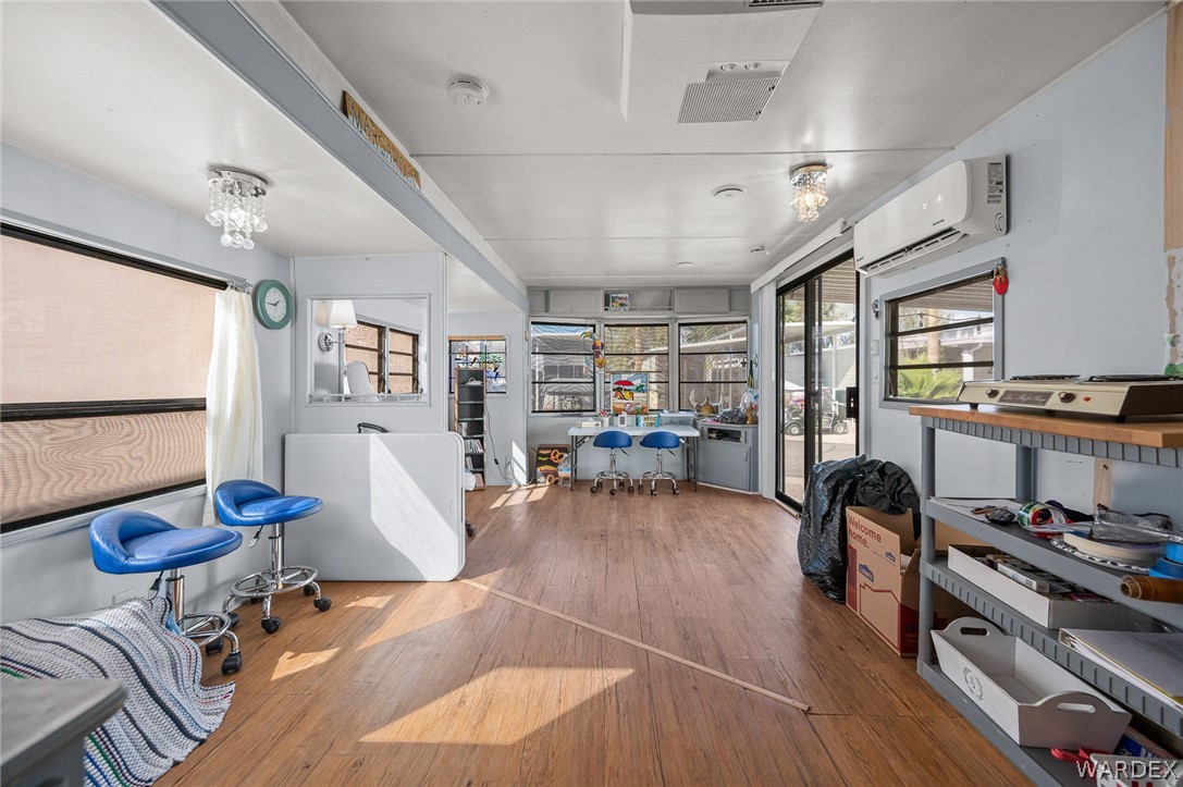 2000 Ramar Road 249