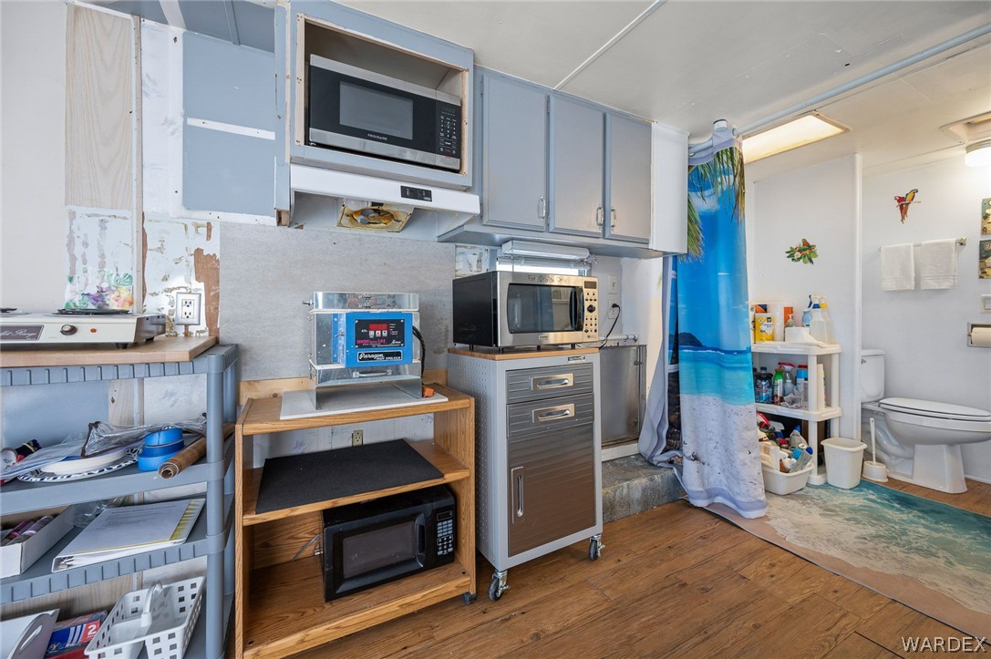 2000 Ramar Road 249